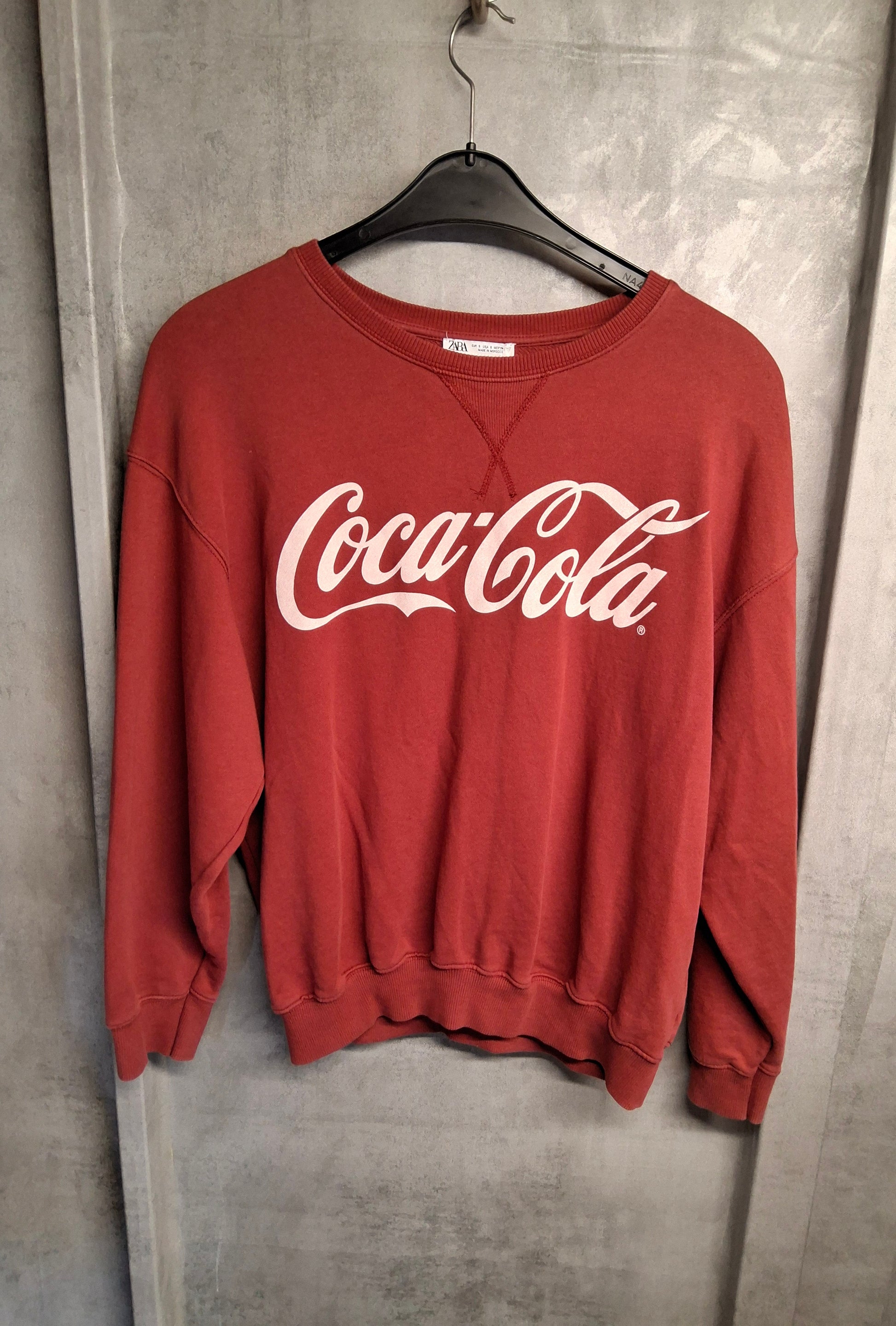 Zara Burgundy Coca-Cola Oversized Sweatshirt – Size S (Fits 8–12)

