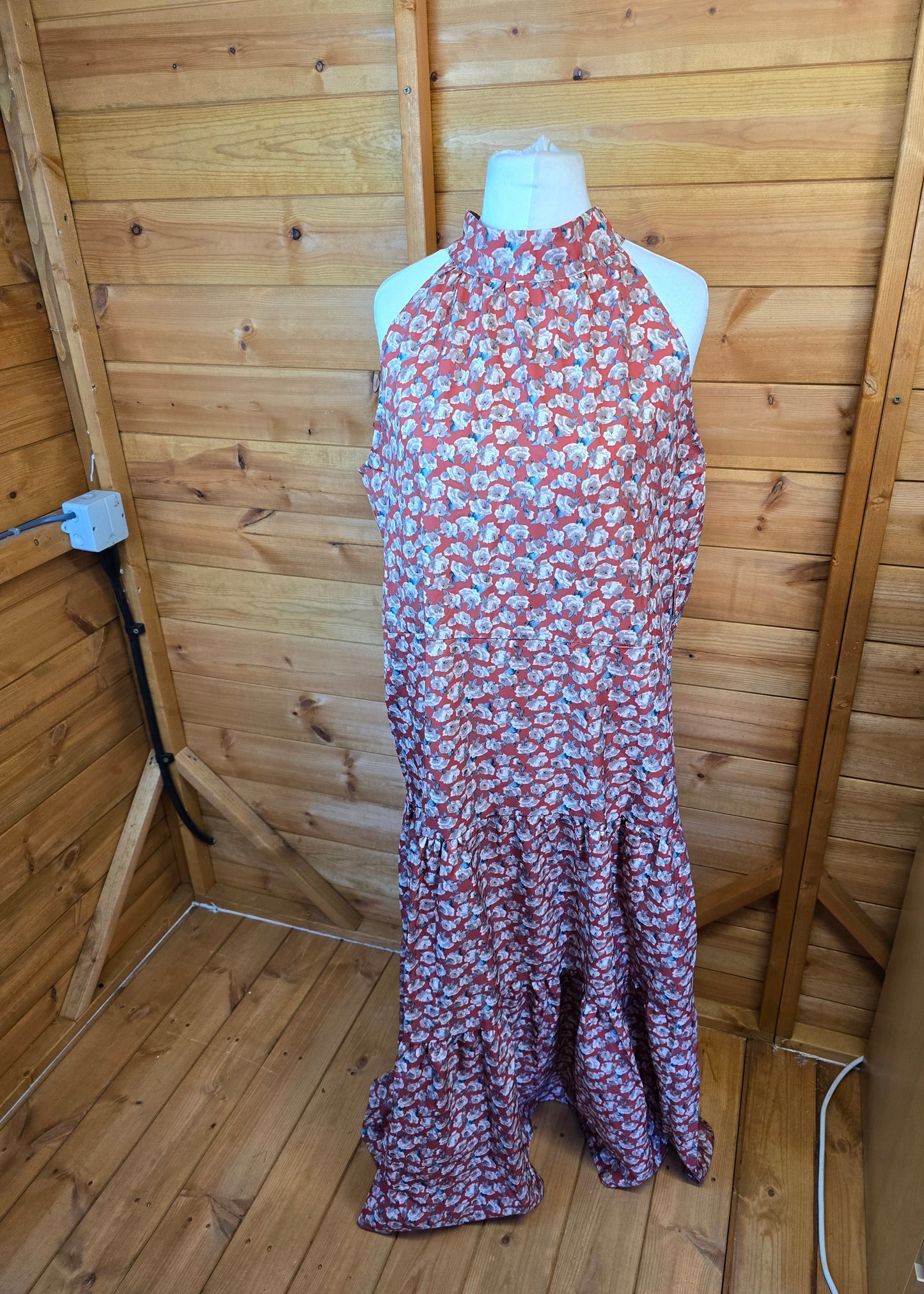Red & Beige Floral Halterneck Maxi Dress – Size XL (14/16), Flared Fit