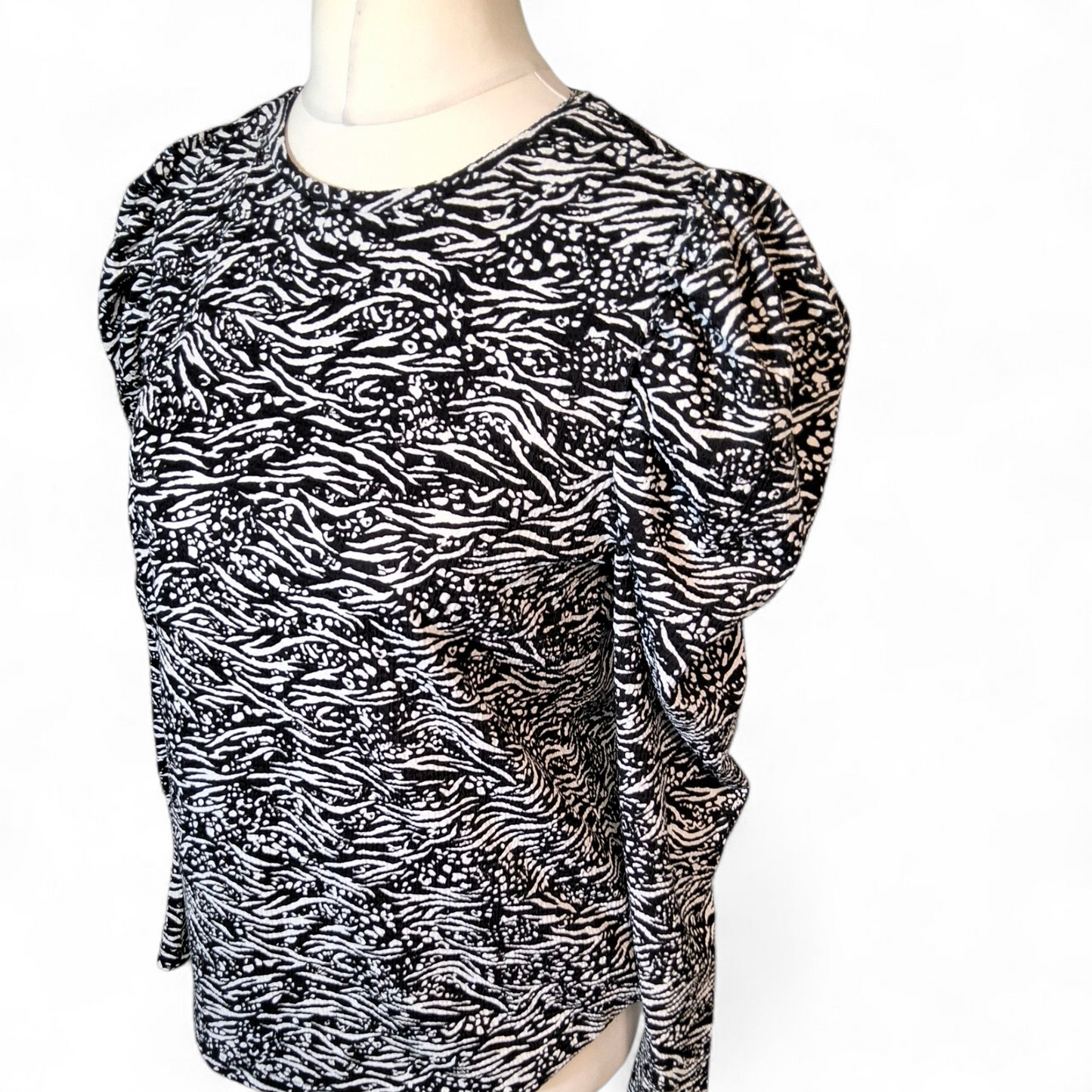 F&F Black & White Animal Print Top – Size 12 – Long Sleeve