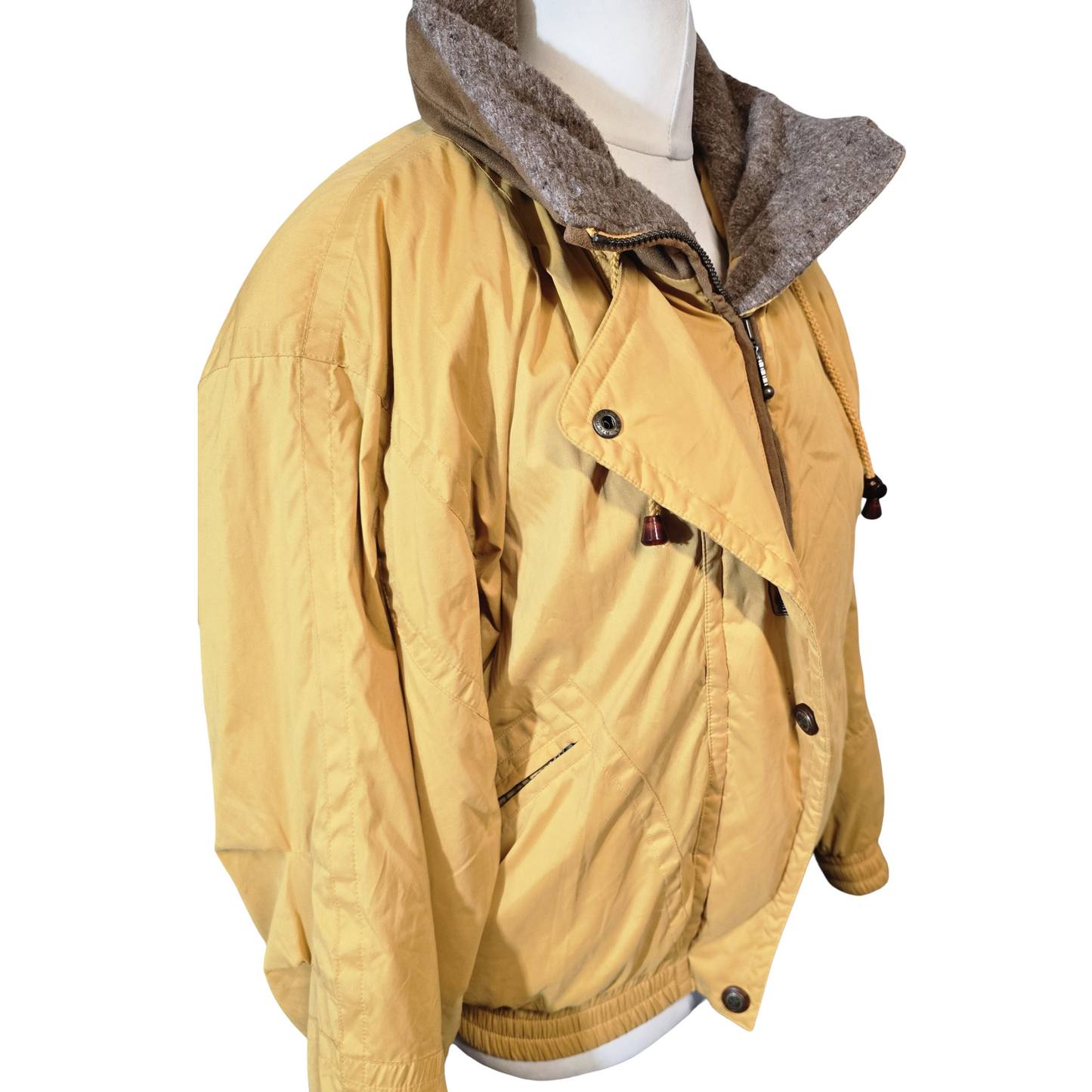 SunIce Yellow Winter Jacket – Fleeced Collar, Foldaway Hood & Thermal Insulation – Size 10