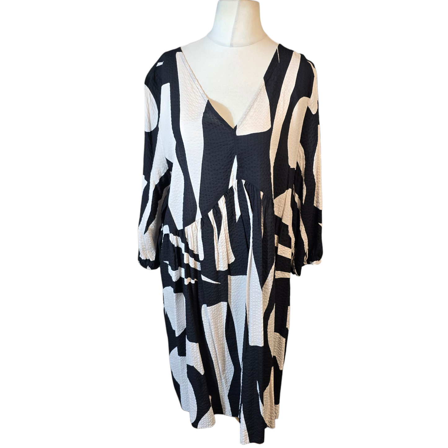 George Black & White Patterned Midi Dress – Size 20 – NWT Relaxed Fit with 3/4 Sleeves