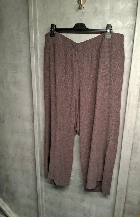 I.Scenery Burgundy Wide-Leg Trousers – Size 24/26 – Flared, Comfy & Chic
