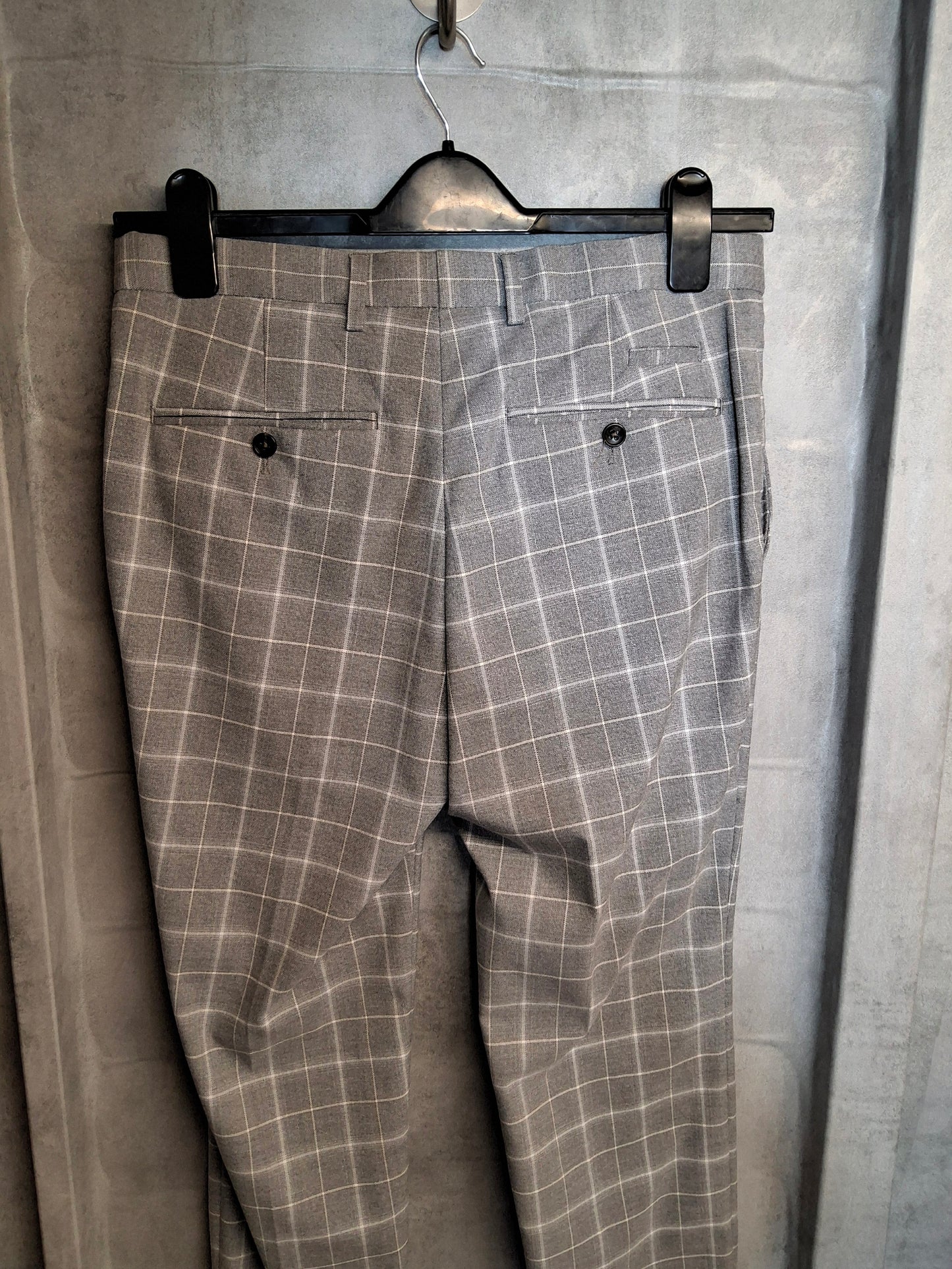 Next Men’s Grey Check Tailored Trousers – Slim Leg – W30