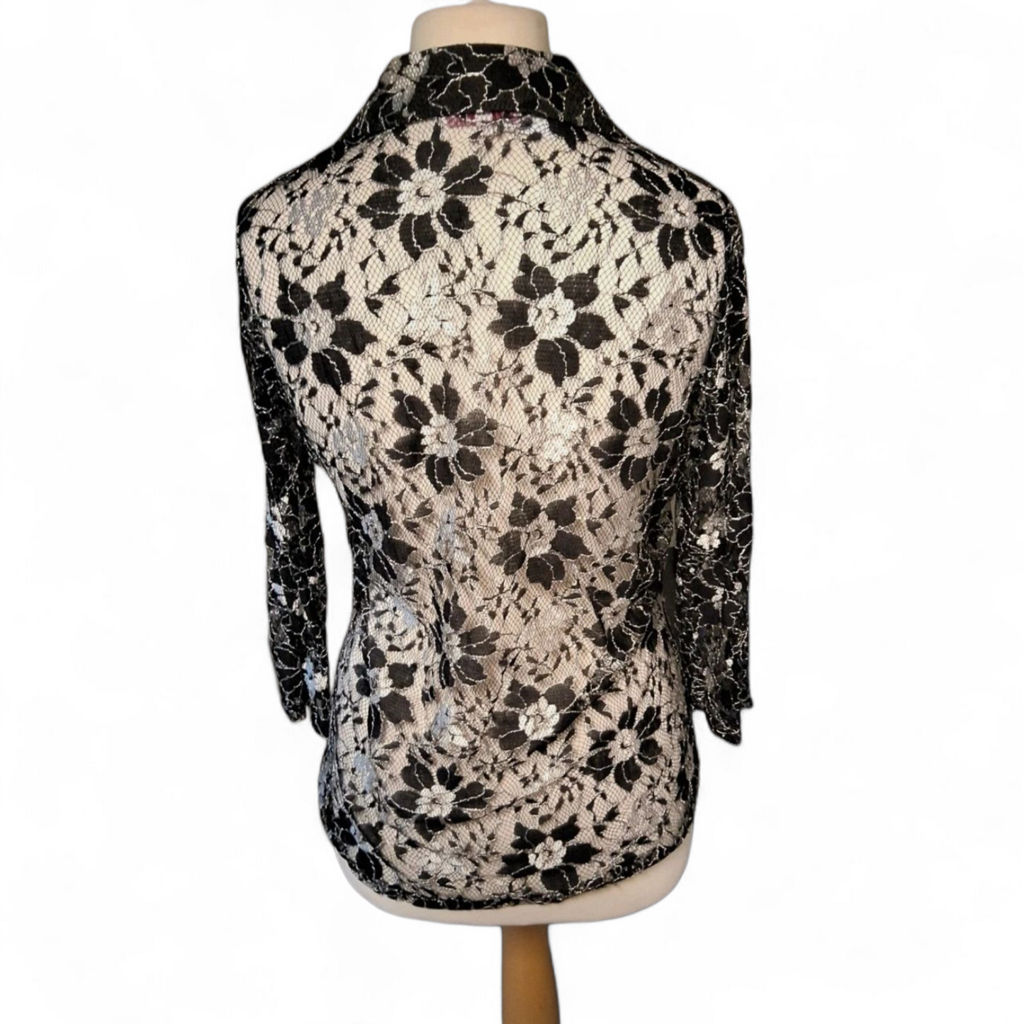 Michelle Hope Black & White Floral Lace Shirt – Size 10/12