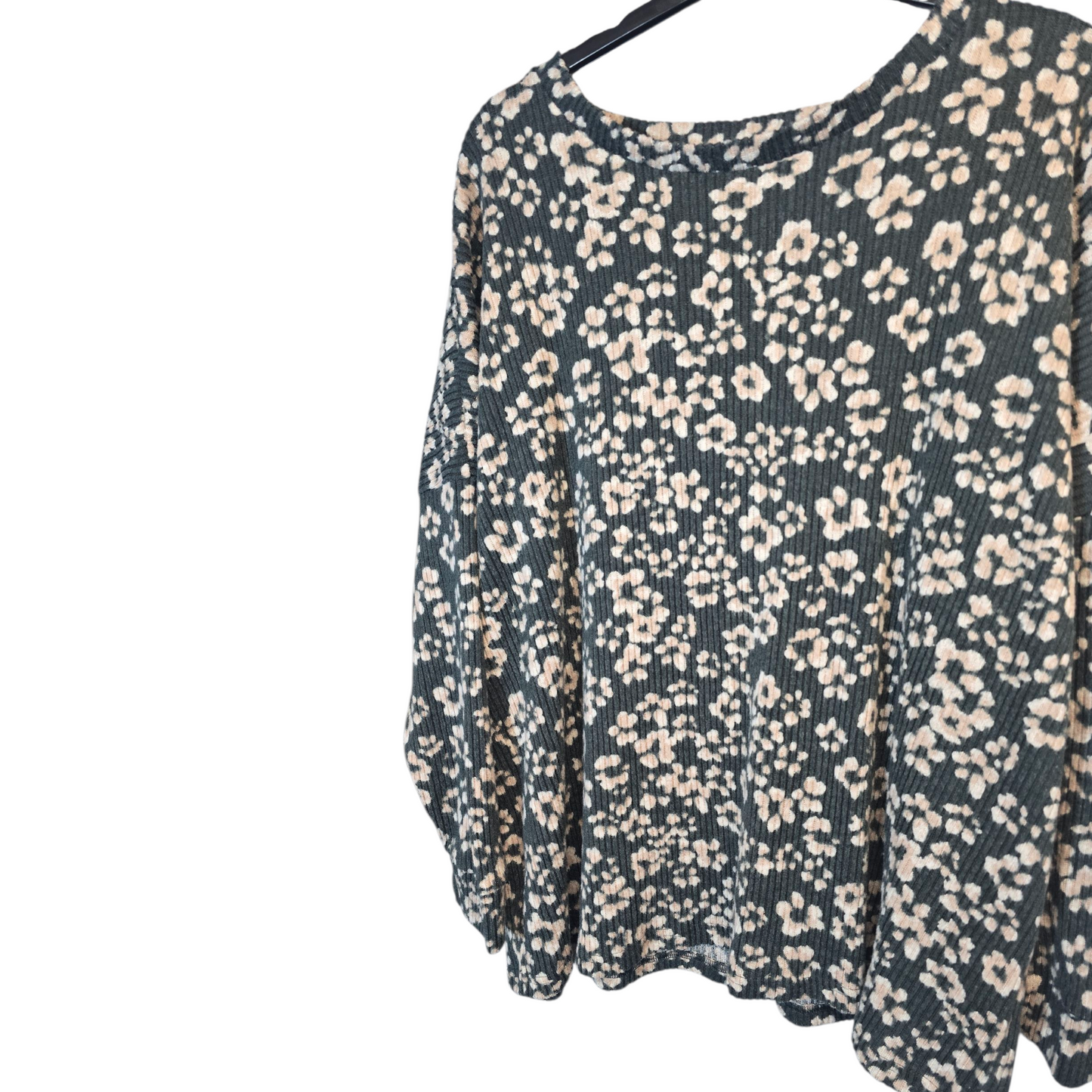 Nutmeg Green & Pale Pink Floral Ribbed Fleeced Jumper – Size 22 – Cosy & Relaxed