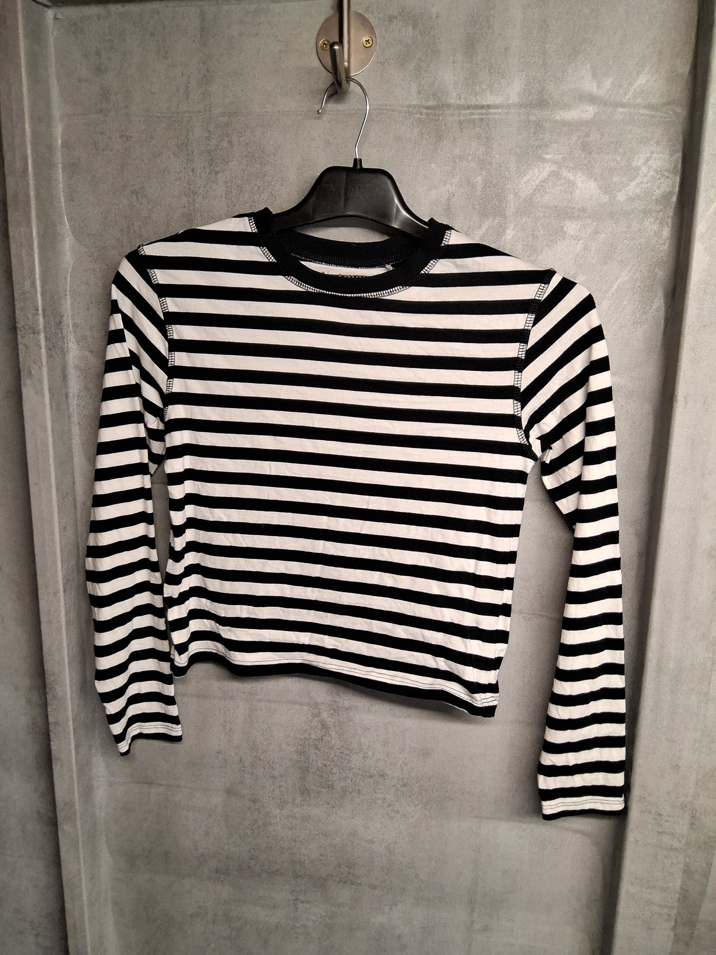 Nutmeg Black & White Striped T-Shirt – Girls 10–11 Years – 100% Cotton – Long Sleeve