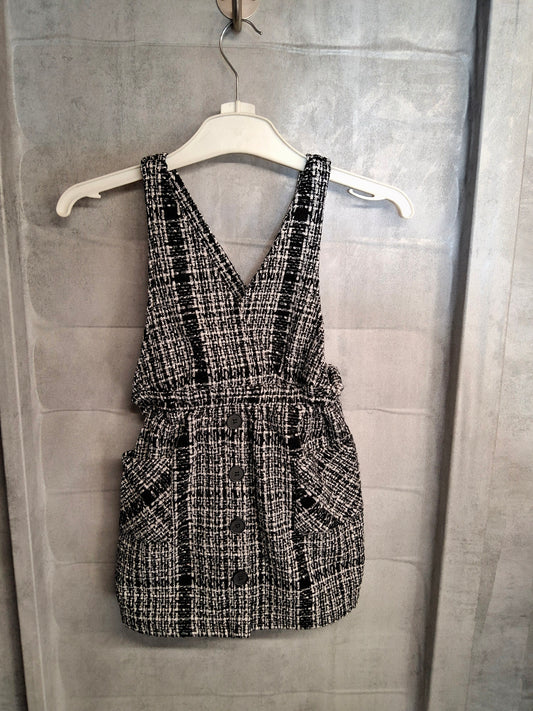 Matalan Girls Black & White Knitted Pinafore Dress – Age 7
