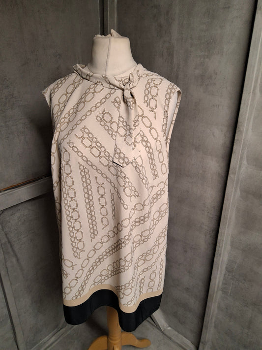 F&F Chain Print Sleeveless Blouse – Size 20 – Smart, Swishy & Coffee-Meeting Ready