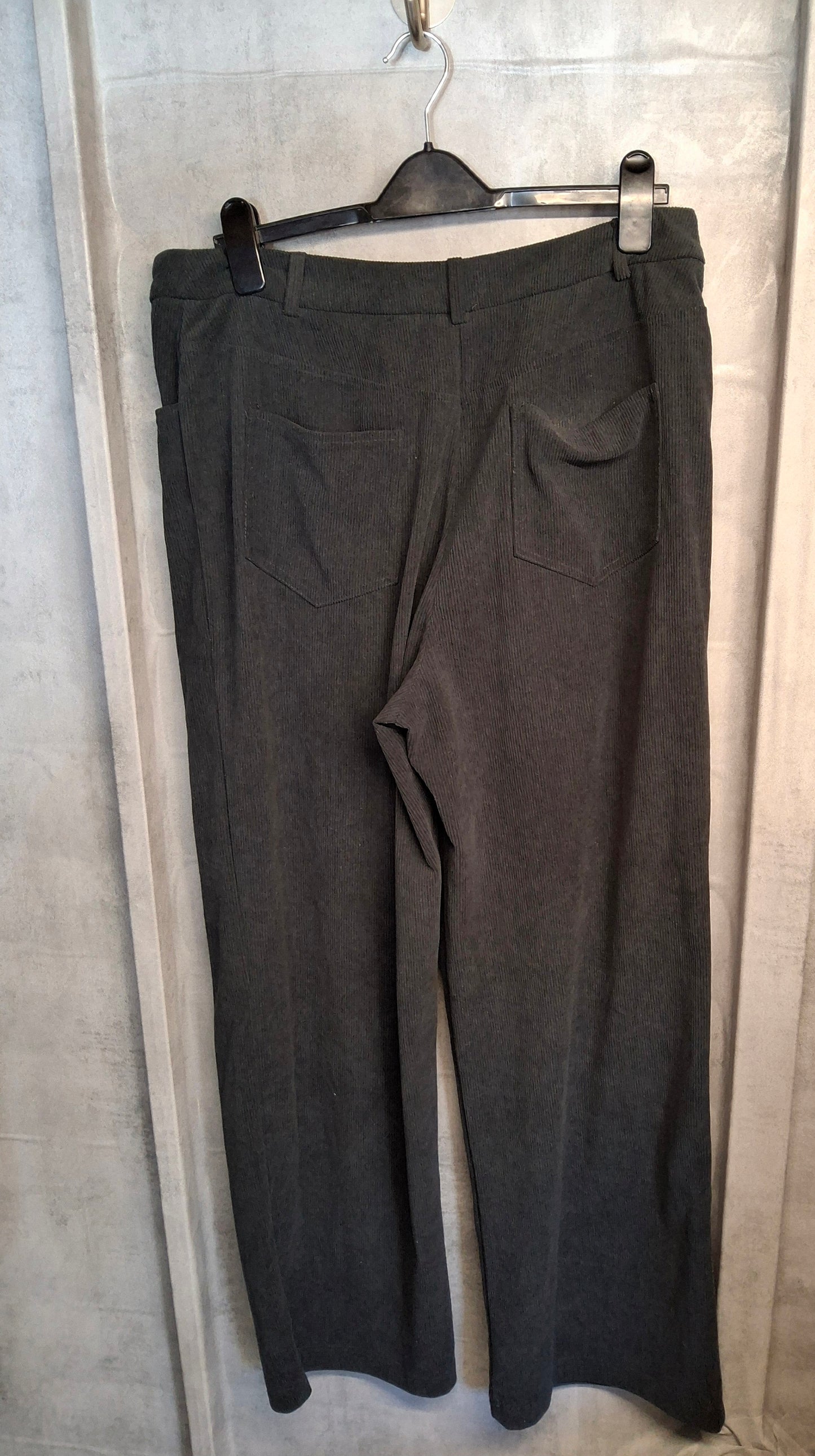 LTS Black Cord Flared Trousers – High Waisted – UK 16