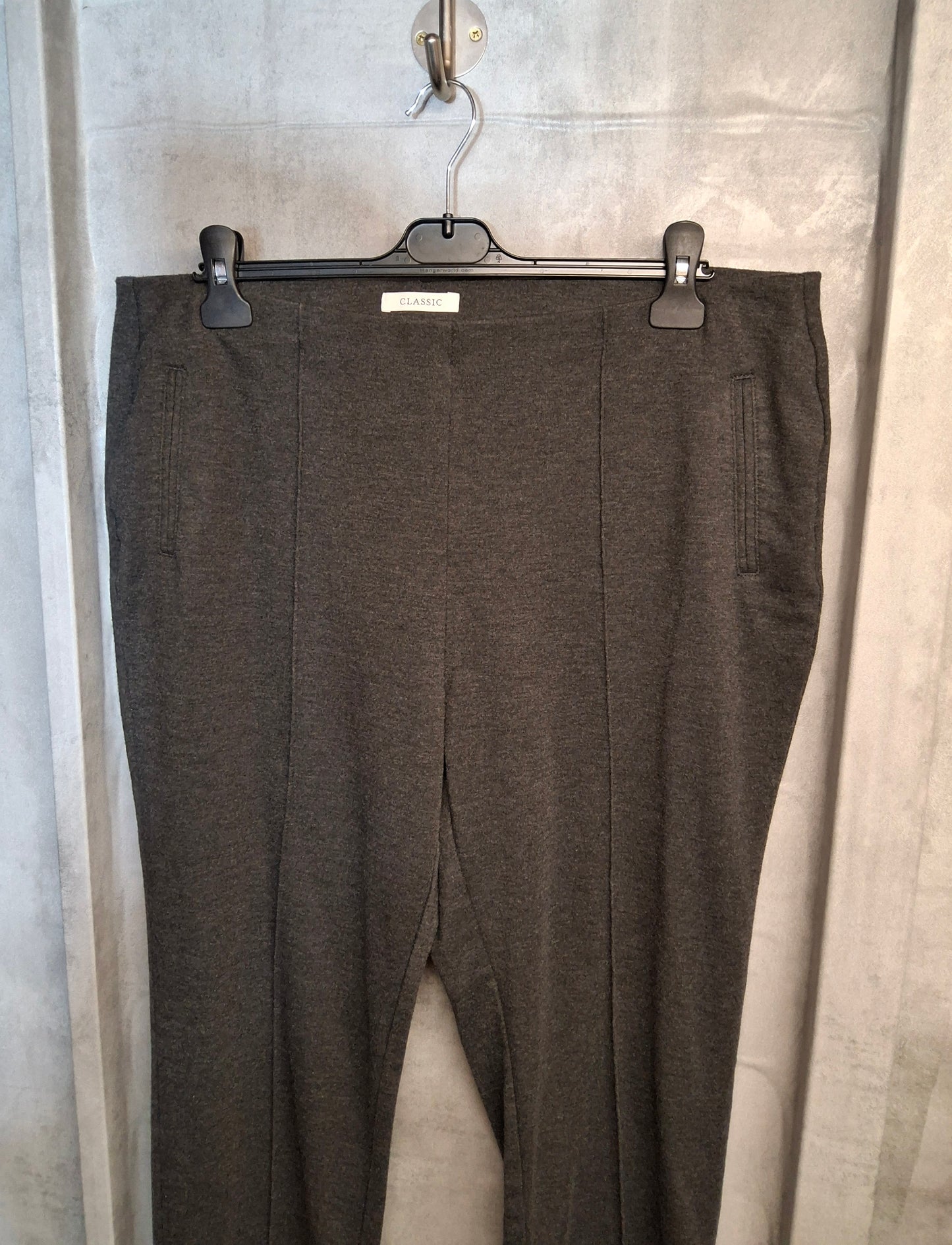 M&S Grey Thick Trousers – Size 20 Short – Elasticated Waist