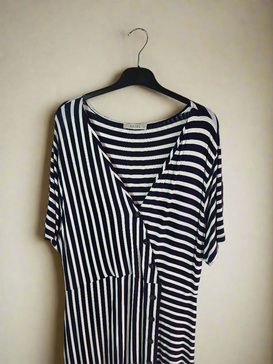 Oasis Navy & White Striped Short Sleeved Maxi Dress Sixe XL 14/16