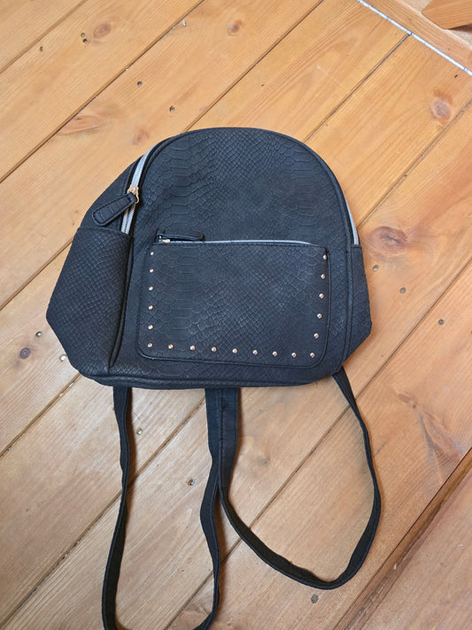 Primark Dark Grey Satchel Bag – Croc Style, Adjustable Strap, Zip Close, 25x27cm, Exterior Pocket