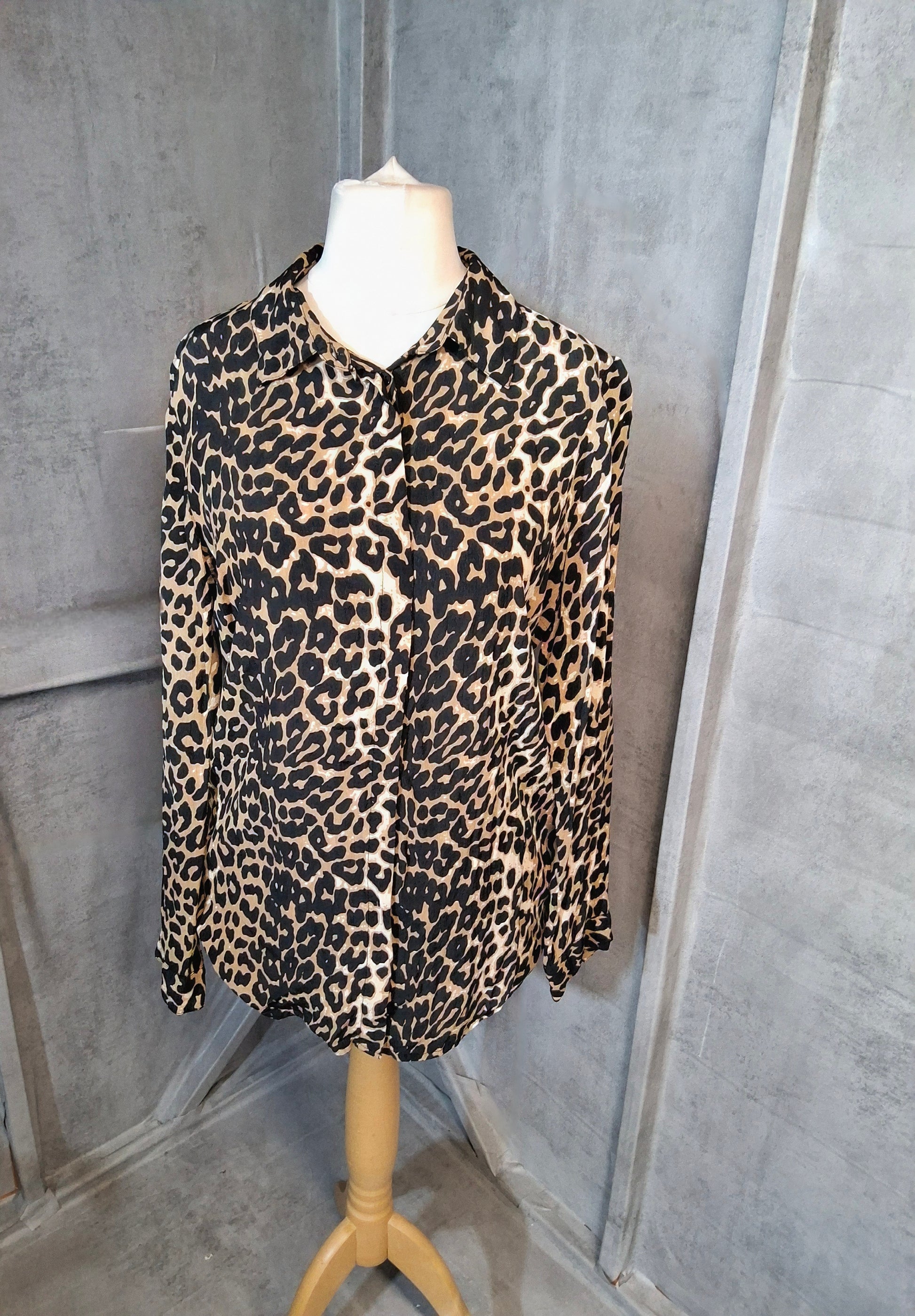 Sosander Brown & Black Leopard Print Shirt – Size 16 – 100% Viscose
