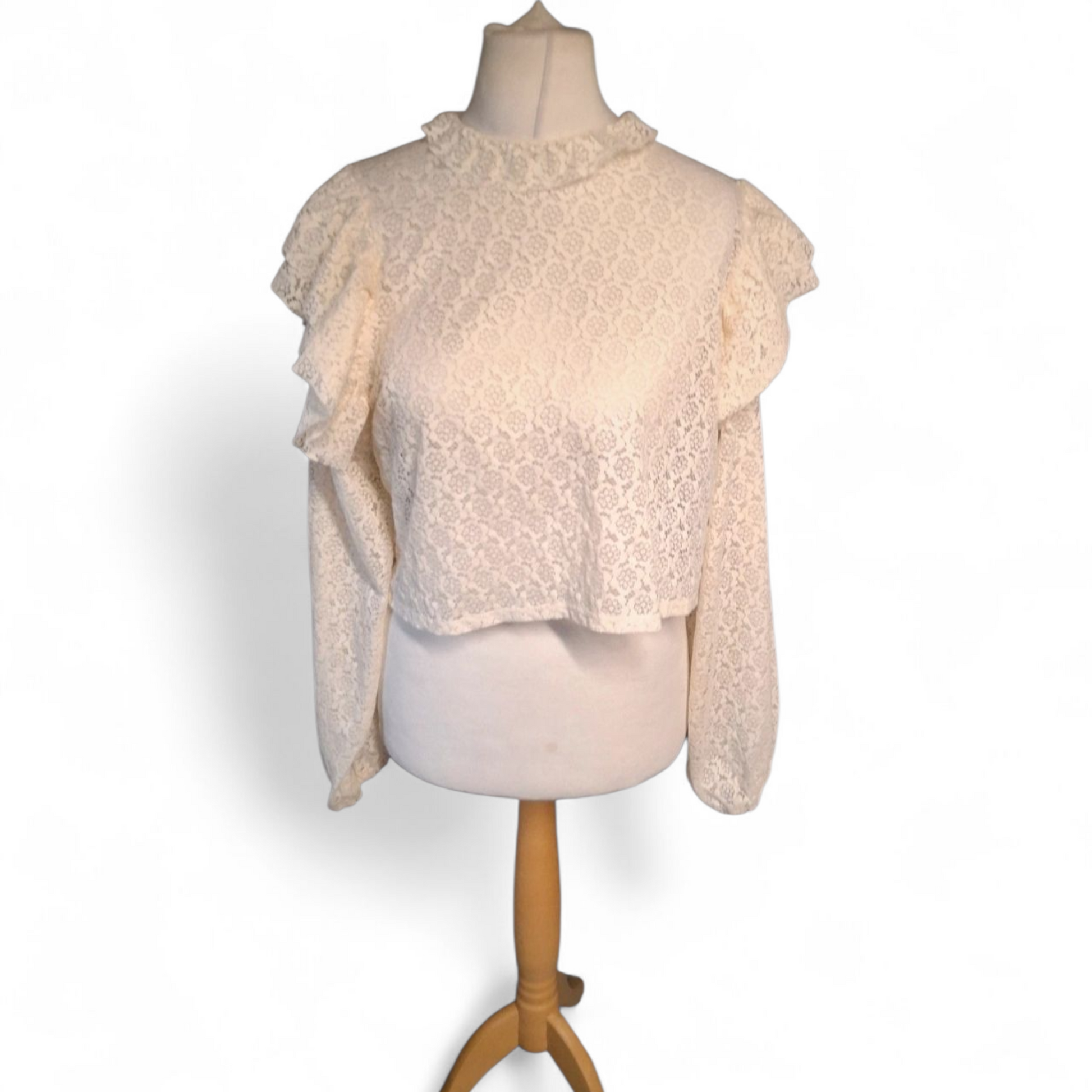 Zara Cream Lace Frill Long Sleeve Top – Size M (UK size 10/12) – NWT