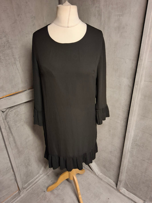 Darling London Black Frill Dress – Size 10 – Knee Length