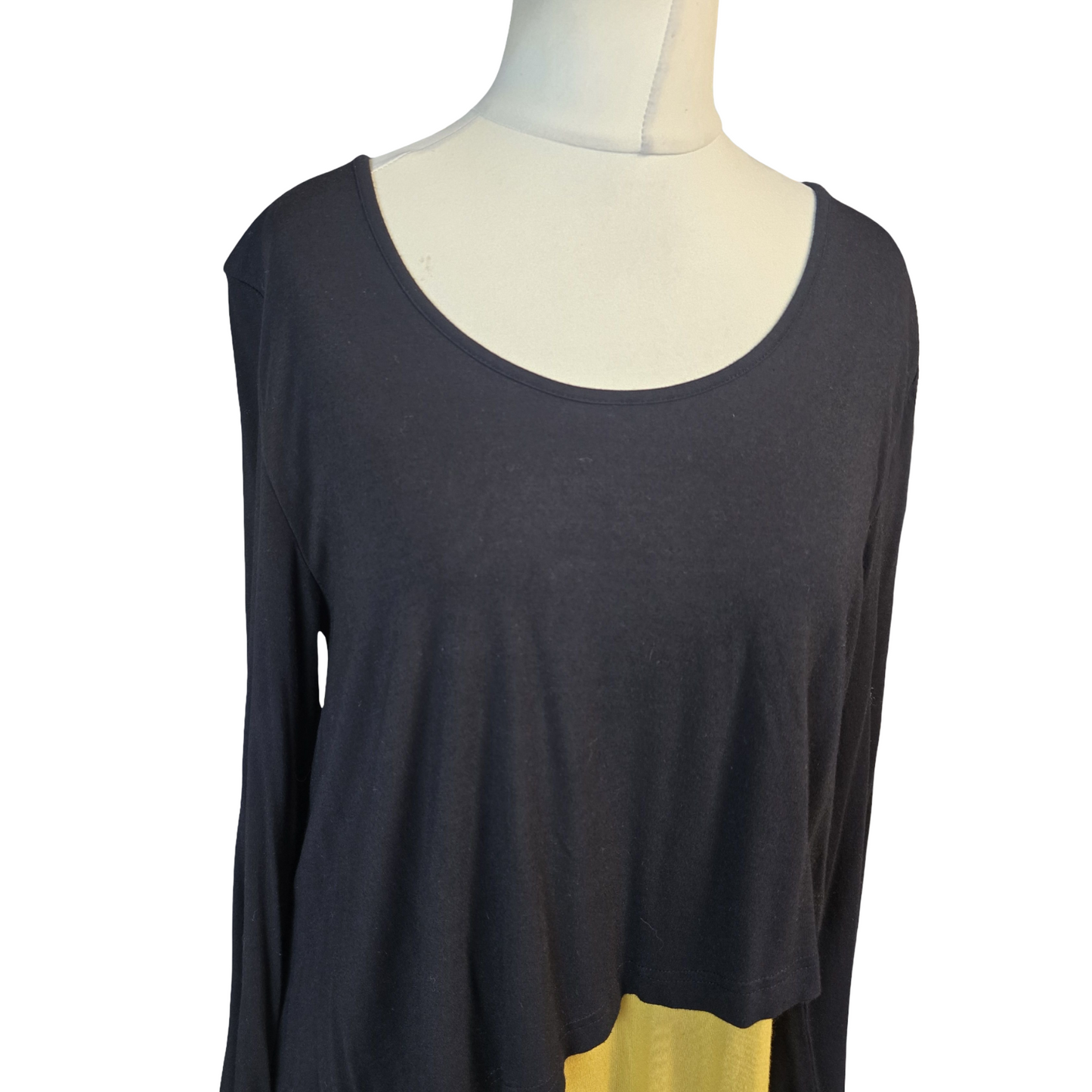 Capri Top Black & Mustard Size 10-14 S/M Layered Causal
