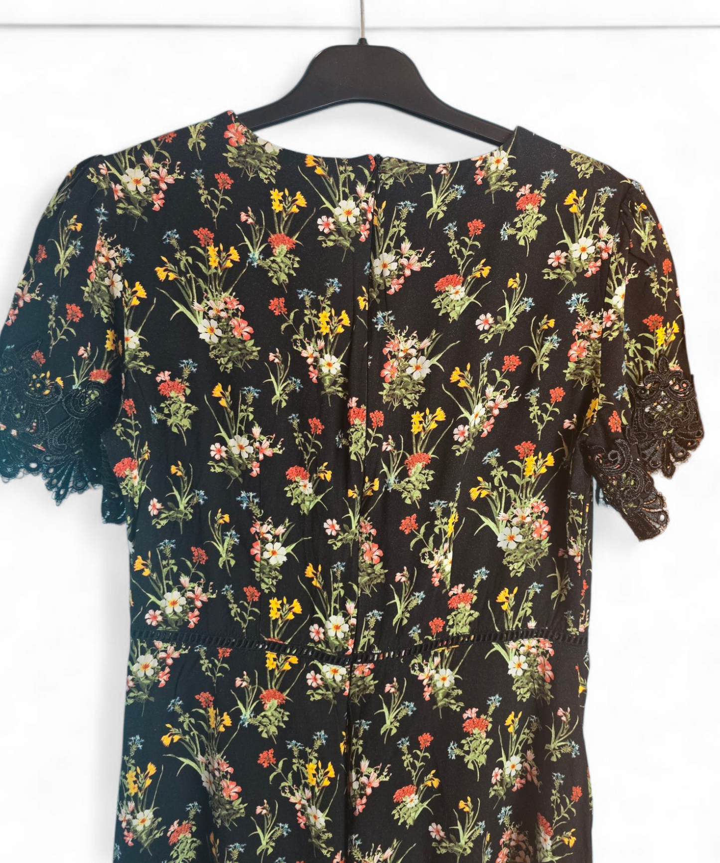 Oasis Black Floral Knee-Length Dress Size 10 – Lace Sleeves, Round Neck, Zip Back, 100% Viscose