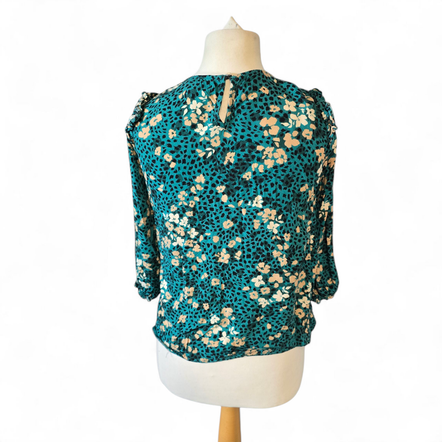 New Look Green Floral Blouse – Size 8 – ¾ Sleeve with Elasticated Chest