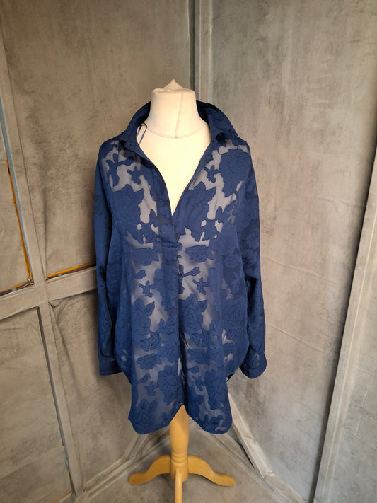 Soon Navy Sheer Floral Blouse – Size 16 – Long Sleeve, Relaxed Fit, High-Low Hem