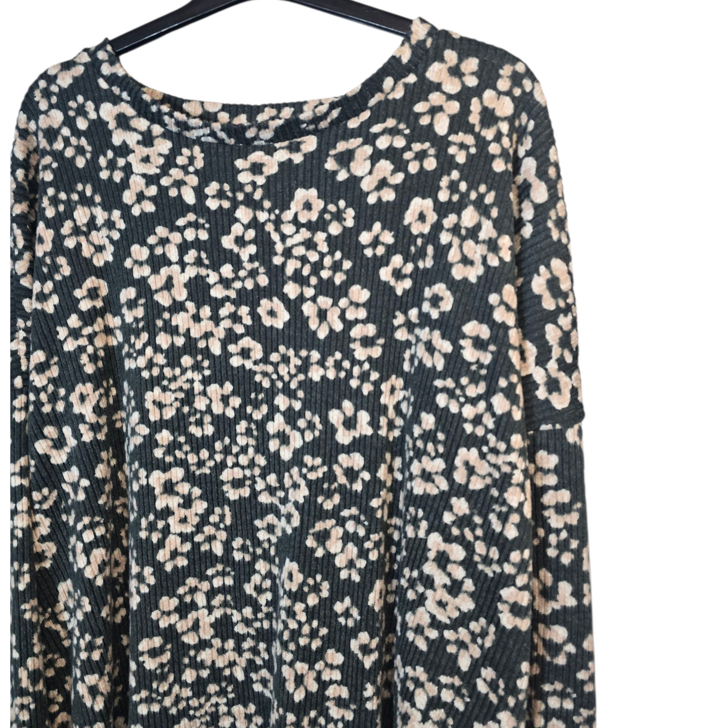 Nutmeg Green & Pale Pink Floral Ribbed Fleeced Jumper – Size 22 – Cosy & Relaxed