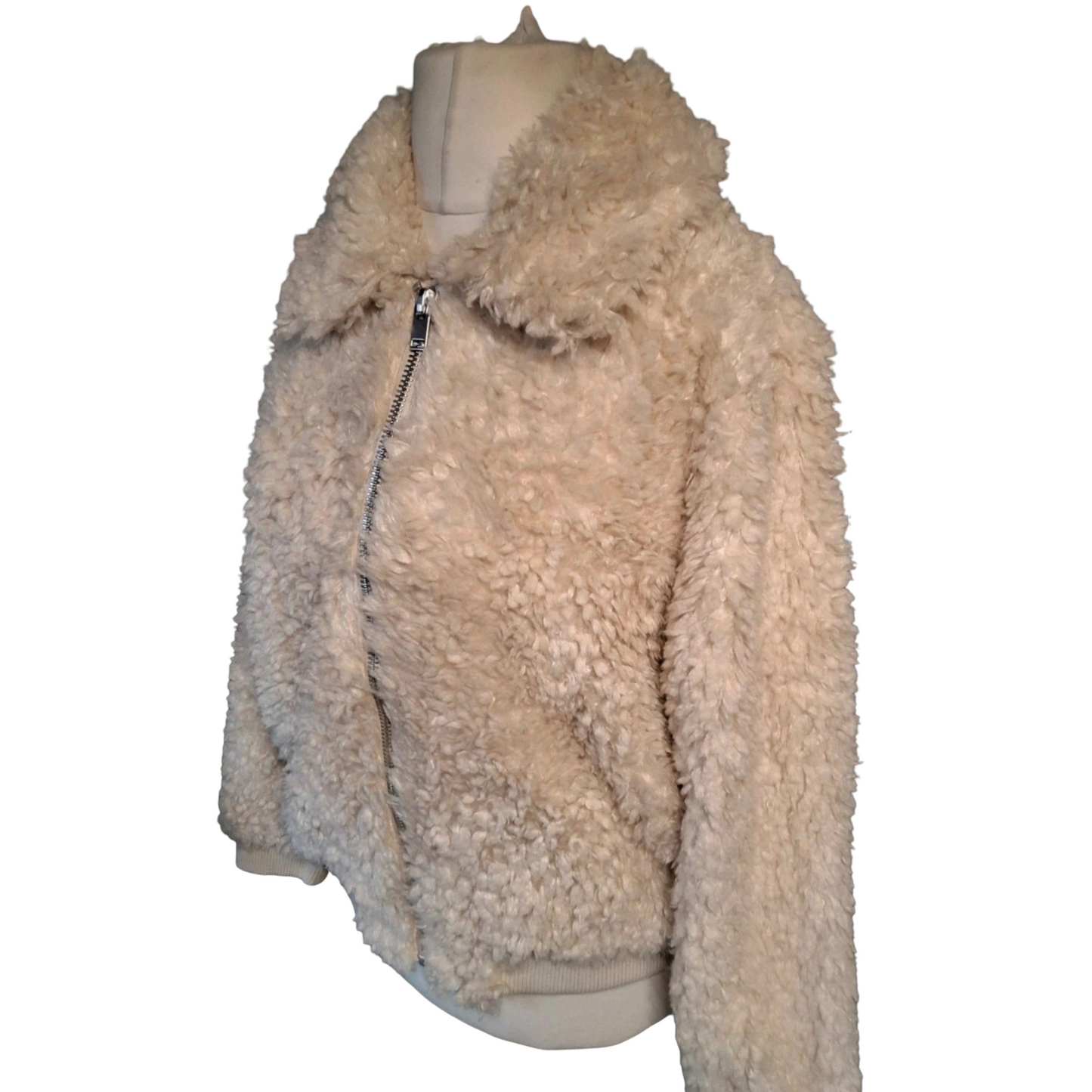 H&M Cream Faux Fur Teddy Coat – Zip Up, Pockets, Lined, Size L (size 16/18) – Cosy Mid Length