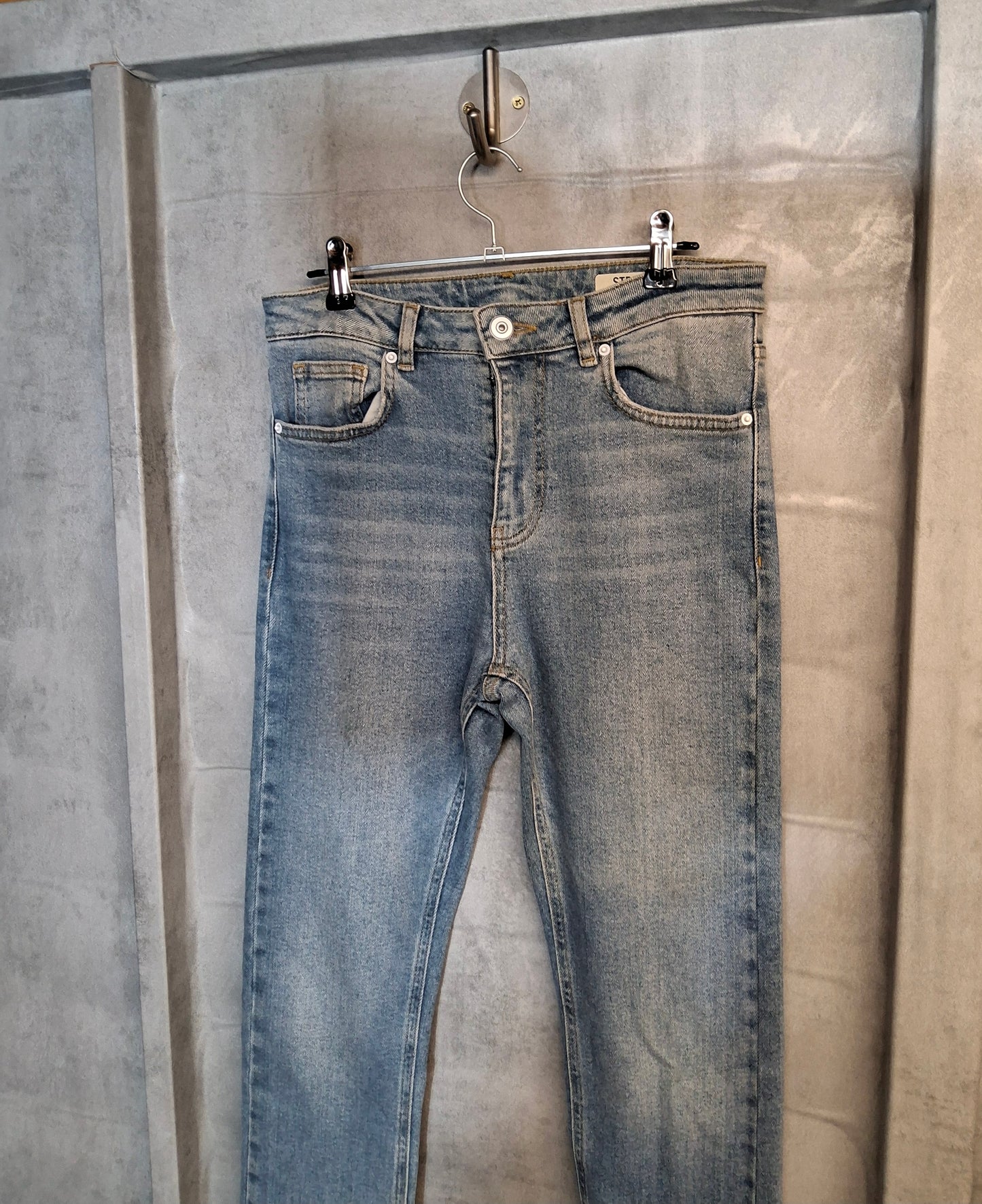 M&S Light Blue High-Waisted Straight Leg Jeans – Size 10 Regular
