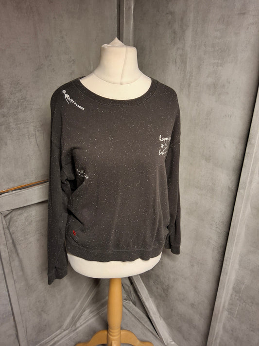 H&M Grey Speckled Slogan Sweatshirt – Size M (UK 10–12) – “Happiness” Jumper