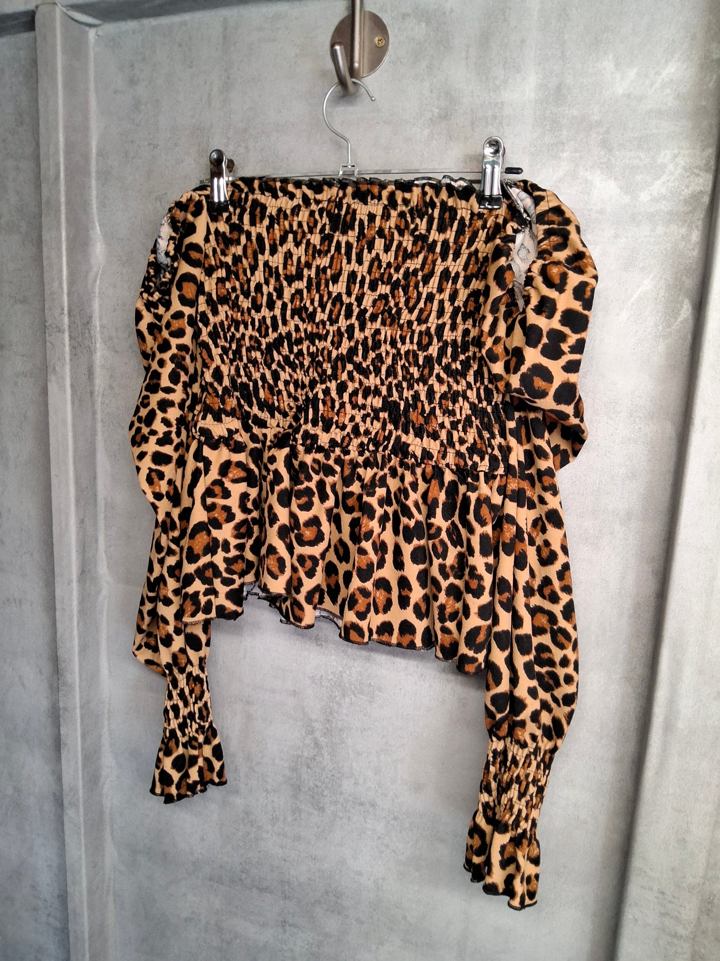 New Look Leopard Print Crop Top – Size 10 – On or Off Shoulder 🐆