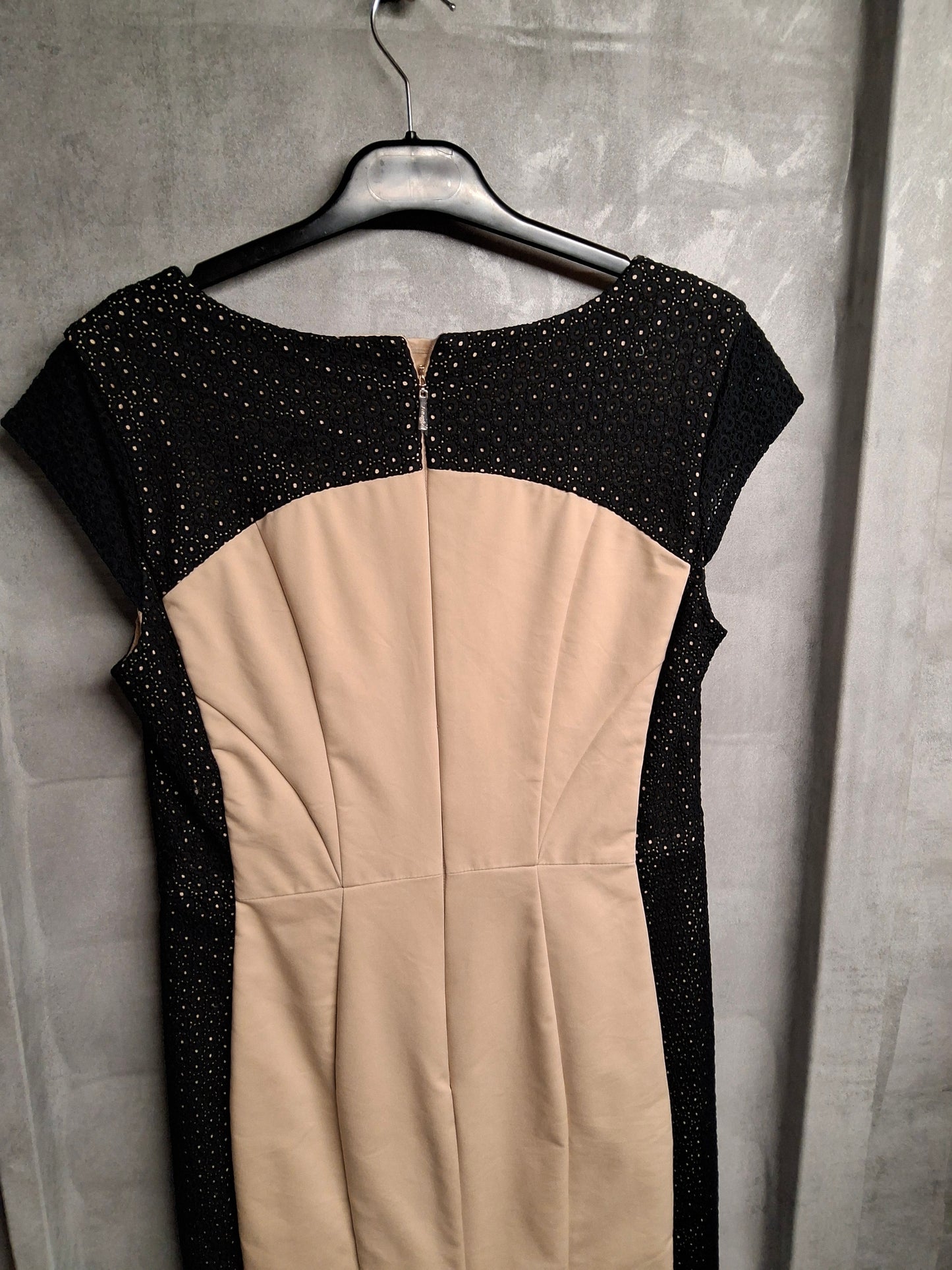 Autograph Beige & Black Pencil Dress – Size 10 – V-Neck Midi