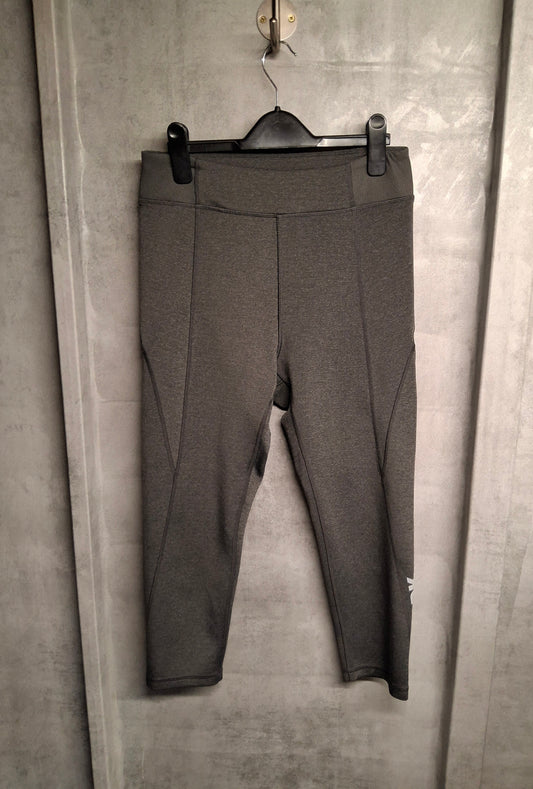 Ivy Park Grey Cropped Gym Leggings – Size M (UK size 10/12) – Activewear