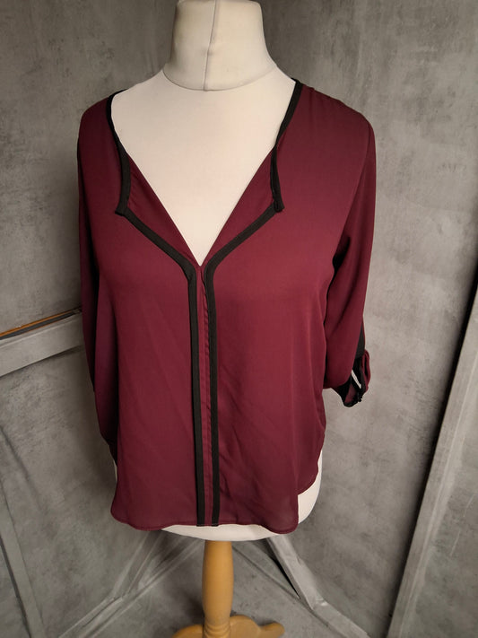 Dorothy Perkins Petite Burgundy Sheer V-Neck Blouse – Size 12 – BNWT