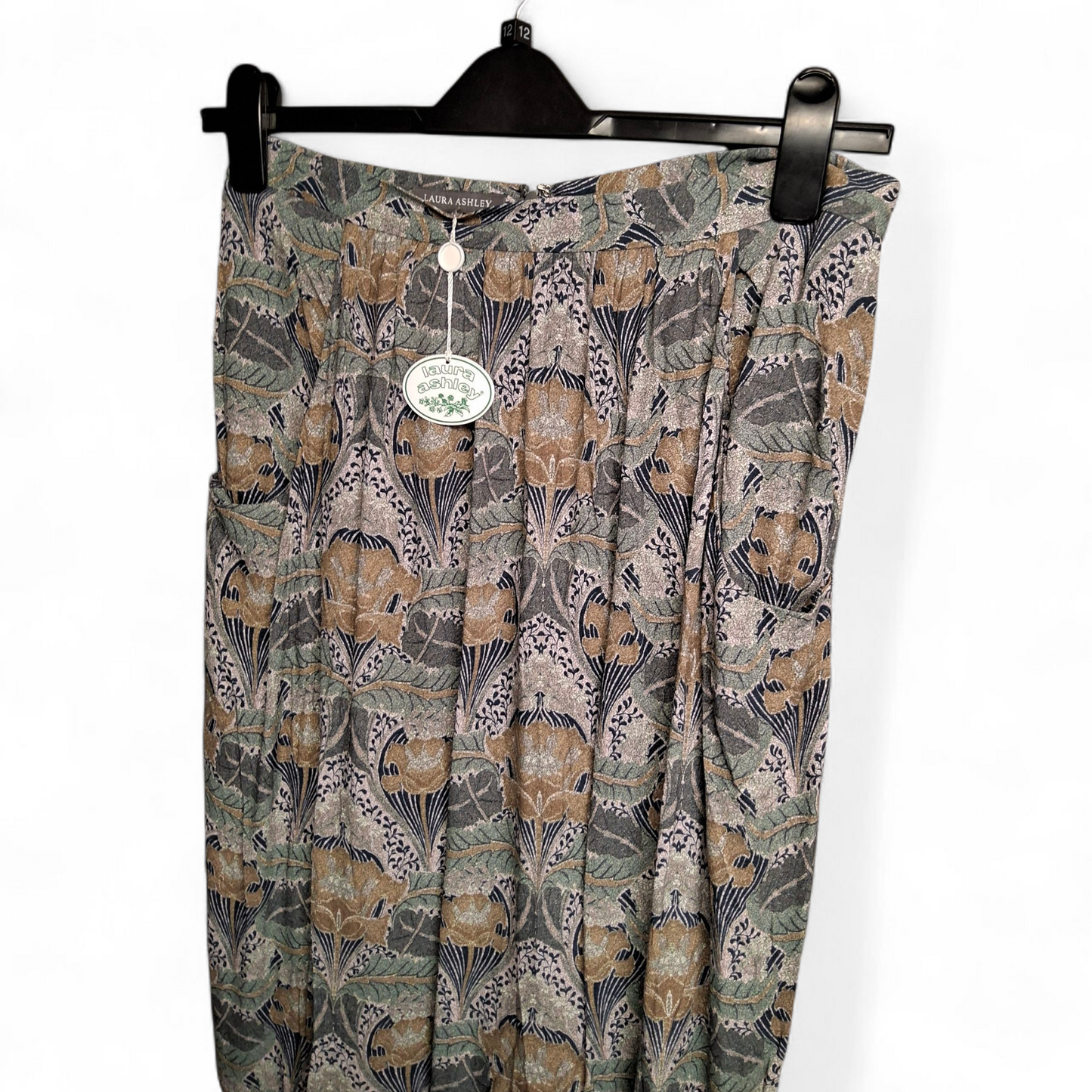 Laura Ashley Green Grey Floral Print Skirt – Size 12 – Viscose Lined