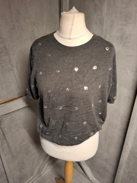 M&S Classic Grey Short Sleeve Jumper – Sequin Detail – Size 16 – 100% Acrylic Knit