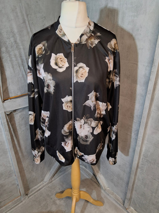 New Look Black & Grey Floral Zip-Up Jacket – Size 18