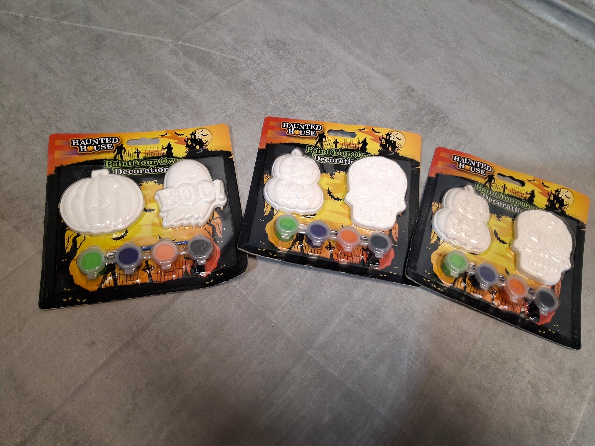 Bundle of 3 Halloween Paint Your Own Decoration Packs – NWT 🎨👻
