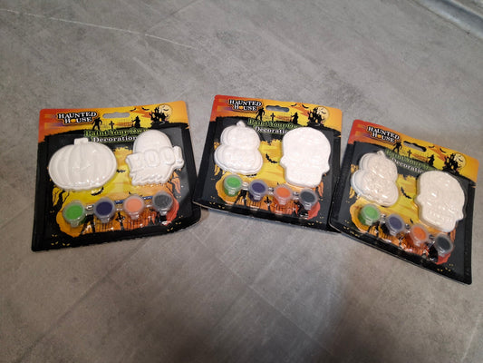 Bundle of 3 Halloween Paint Your Own Decoration Packs – NWT 🎨👻
