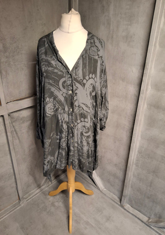 Cerulean Collection Oversized Shirt – One Size (Floaty Drama Incoming)