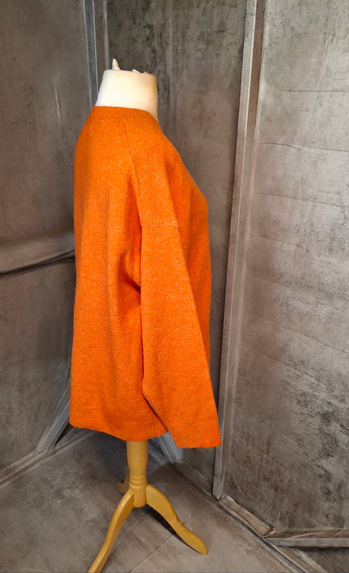 Primark Orange Knitted Jumper – Size 14/16 – Oversized Relaxed Fit