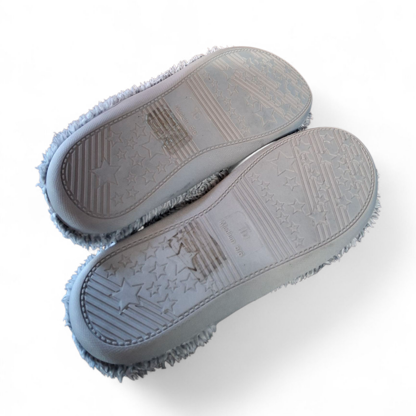 Tu Grey Fluffy Slip-On Slippers – Size 5/6