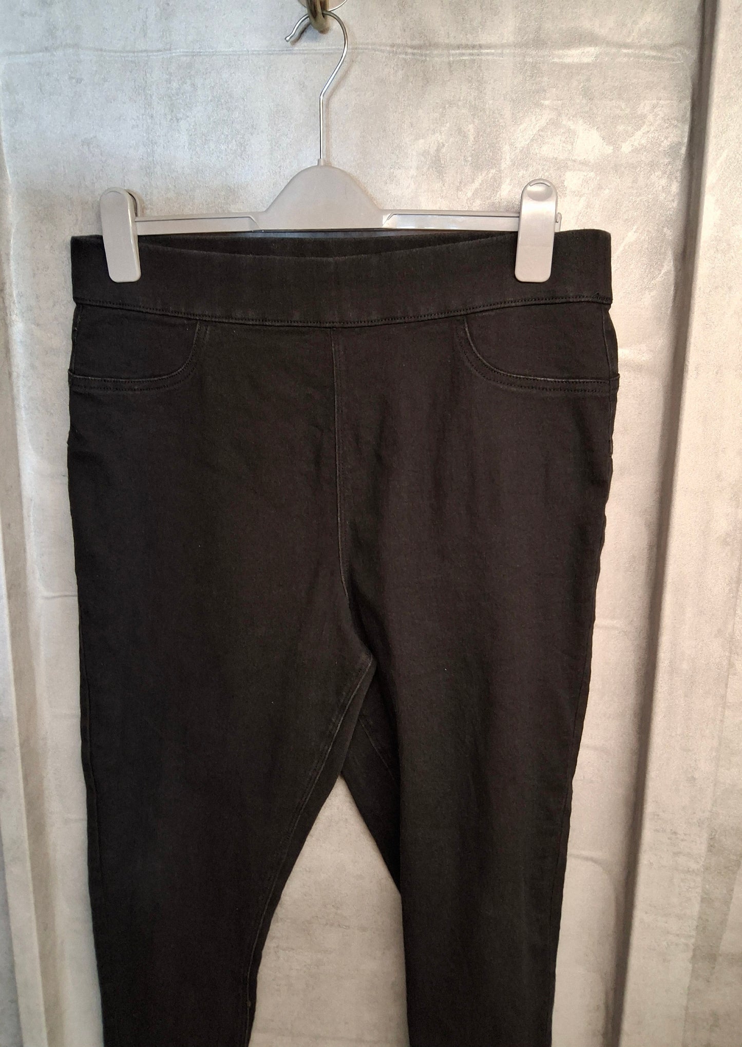 Matalan Black Skinny Jeggings – Size 16 – High Waist, Elasticated Fit