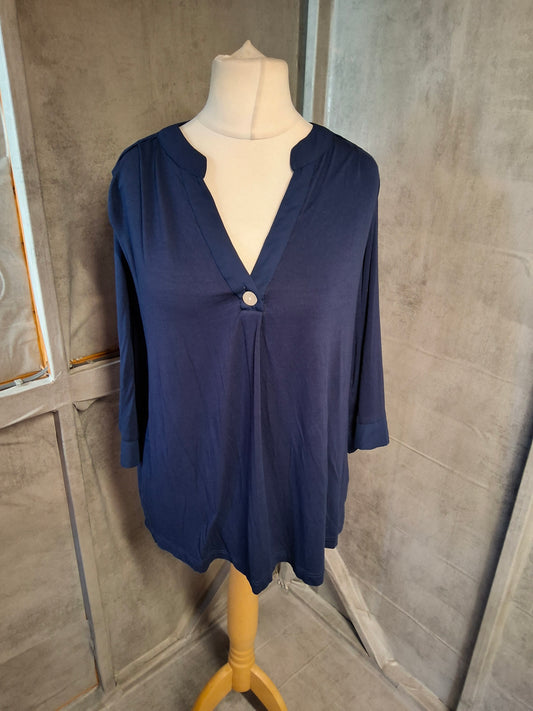 Bonmarché Navy Blue V-Neck Top – Size 24 – 3/4 Sleeves