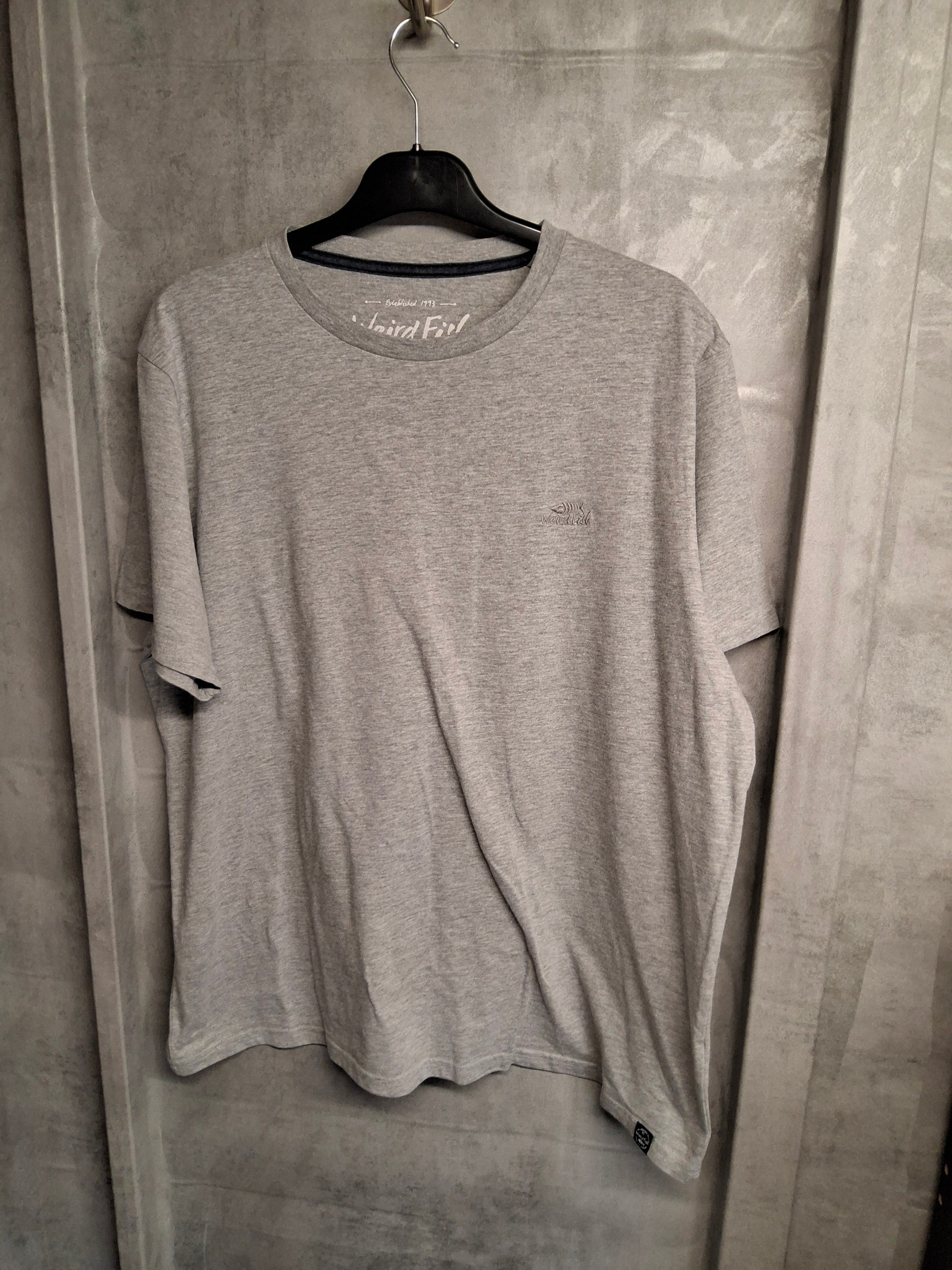 Weird Fish Men’s Grey T-Shirt – Size XL – Cotton & Polyester – Casual Short Sleeve Top