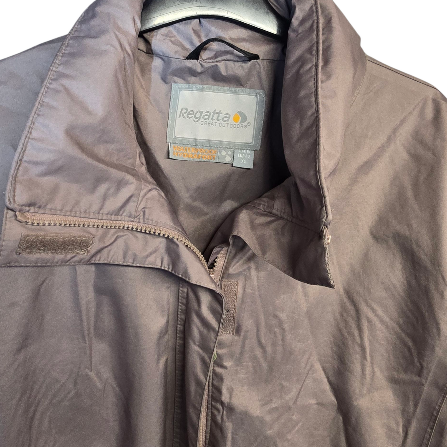 Regatta Beige Waterproof Hydrafort Jacket – Size 18 – Foldaway Hood