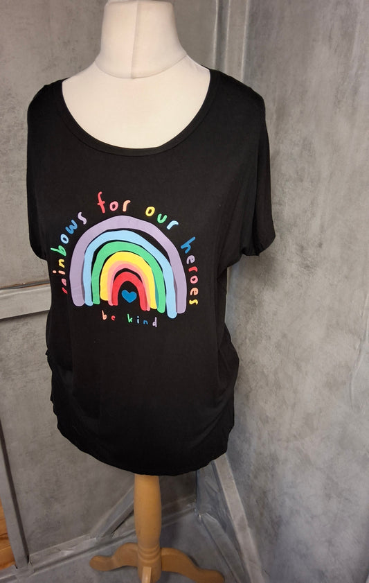 F&F Black Rainbow Graphic T-Shirt – Size 10 – Be Kind Slogan Tee 🌈
