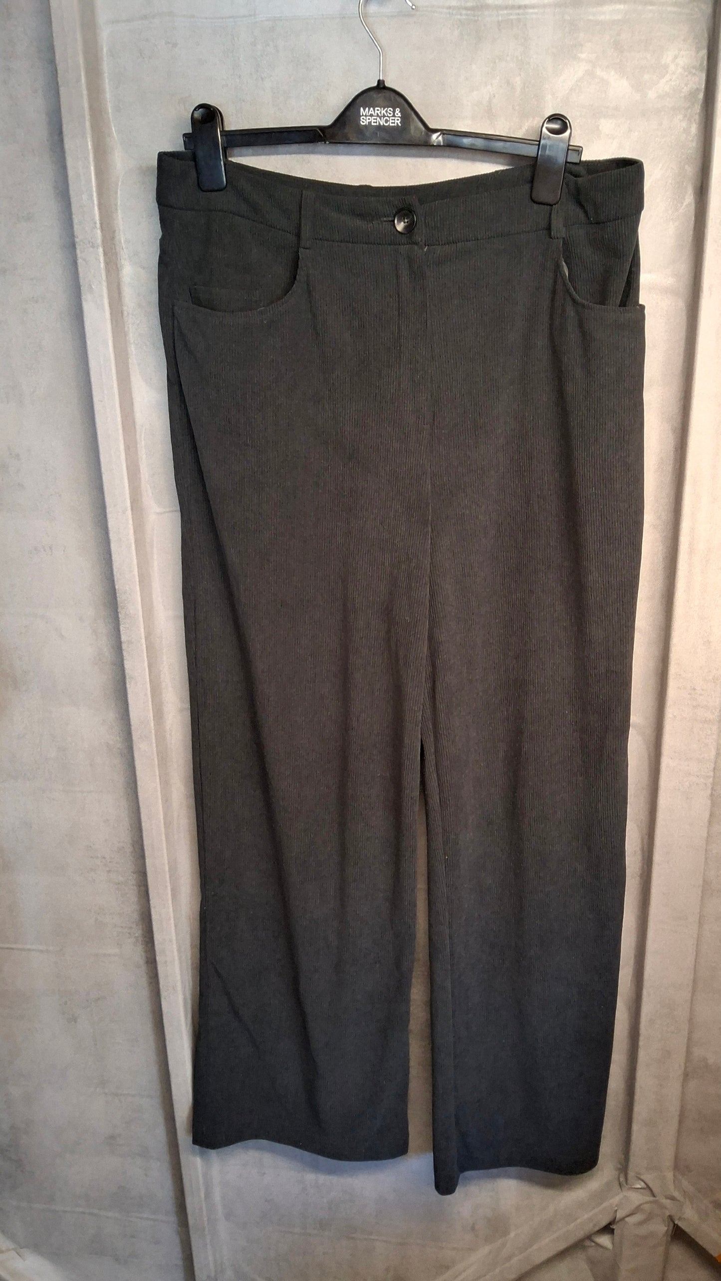 LTS Black Cord Flared Trousers – High Waisted – UK 16