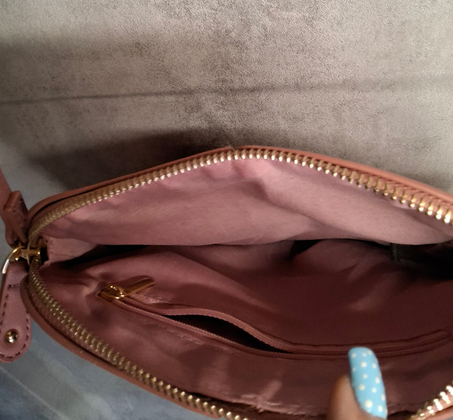 Pink, pretty & practical 💕 | Dorothy Perkins crossbody bag