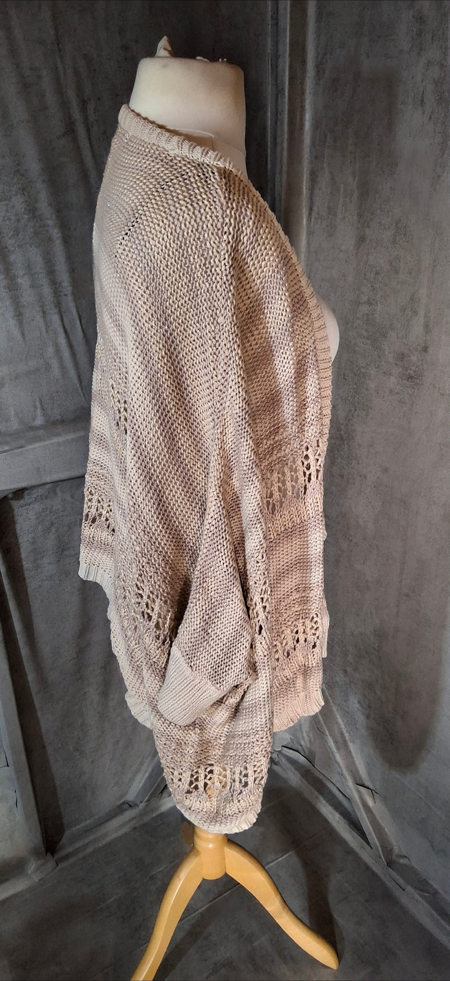 Matalan Beige & Cream Glitter Knit Waterfall Cardigan – Size 18