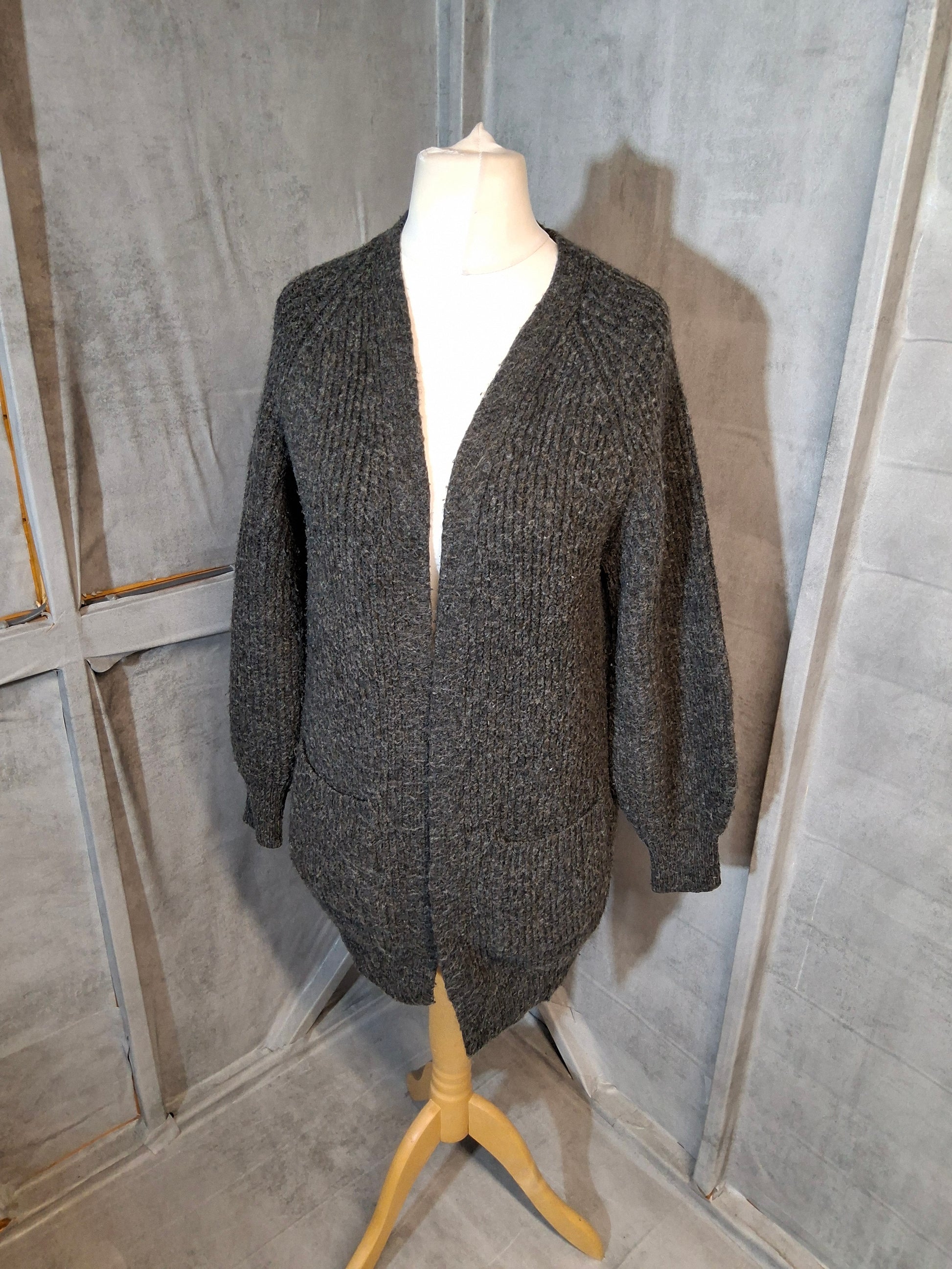 F&F Grey Chunky Knit Open Midi Cardigan – Size 16/18 – Polyester/Acrylic

