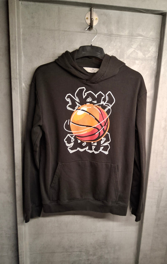 H&M Boys Black Hoodie – Age 14 Years – New York Basketball Print & Front Pocket