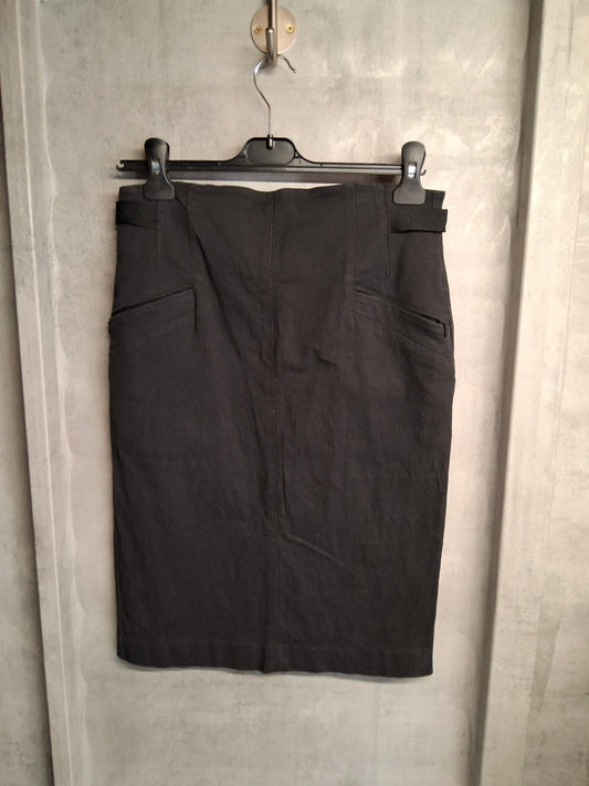 Full Circle Black Knee-Length Skirt with Zip Pockets – Size 10/12
